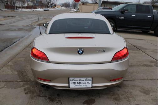 2010 BMW Z4 sDrive30i