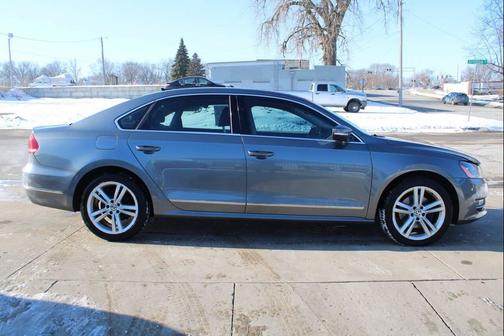 2015 Volkswagen Passat 2.0L TDI DSG SEL Premium