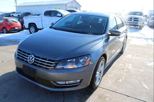2015 Volkswagen Passat 2.0L TDI DSG SEL Premium