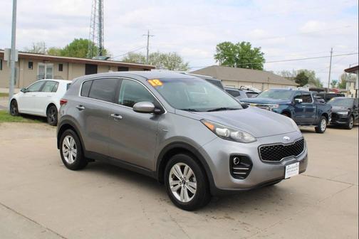 Mineral Silver 2018 Kia Sportage LX