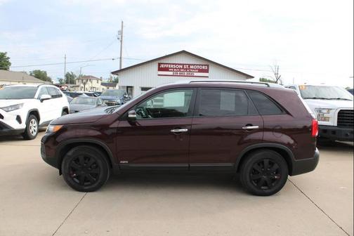 Dark Cherry 2013 Kia Sorento LX