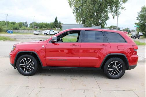 Redline 2 Coat Pearl 2019 Jeep Grand Cherokee Trailhawk