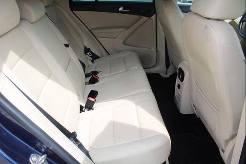 2015 Volkswagen Tiguan Auto SE