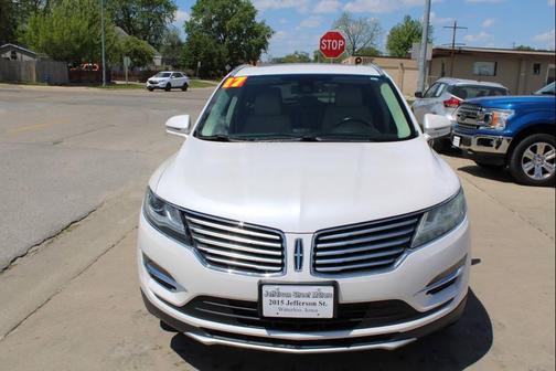White Platinum Metallic Tri-Coat 2017 Lincoln MKC Reserve