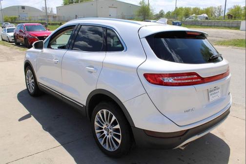 White Platinum Metallic Tri-Coat 2017 Lincoln MKC Reserve