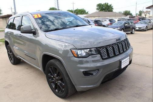 Gray 2021 Jeep Grand Cherokee Laredo