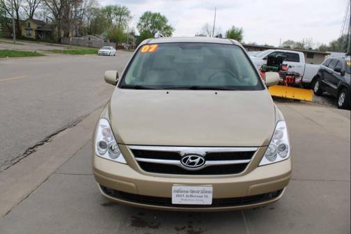Sonora Gold 2007 Hyundai Entourage GLS