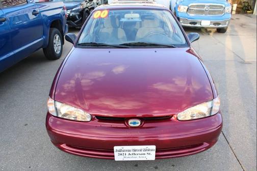 2000 Chevrolet Prizm Base 4dr Sedan
