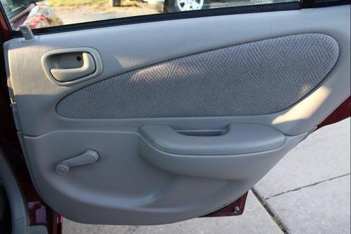 2000 Chevrolet Prizm Base 4dr Sedan