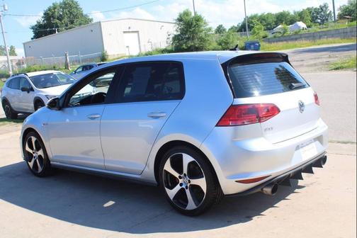 Reflex Silver Metallic 2016 Volkswagen Golf GTI 2.0T S 4-Door