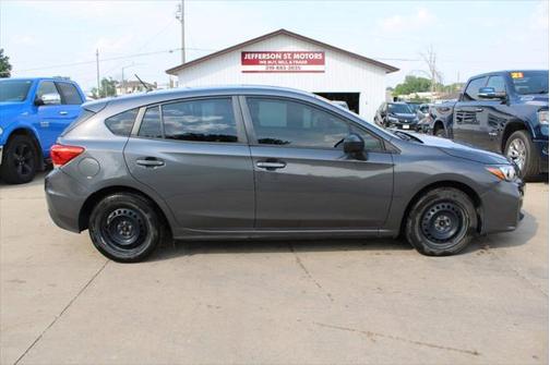 2019 Subaru Impreza 2.0i