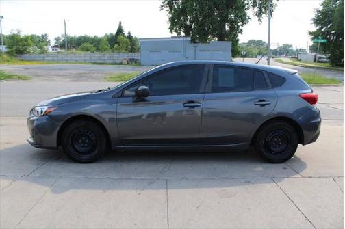 2019 Subaru Impreza 2.0i