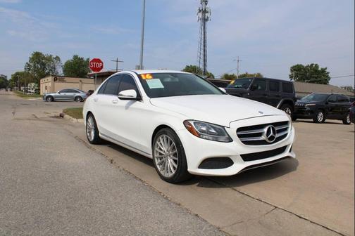 2016 Mercedes-Benz C-Class C 300 4dr Sedan
