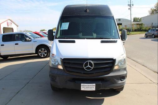 Arctic White 2018 Mercedes-Benz Sprinter 2500 Standard Roof