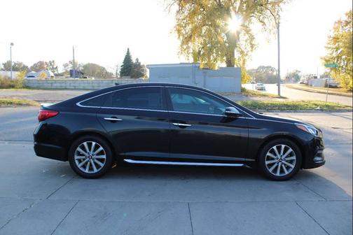 2017 Hyundai SONATA Limited