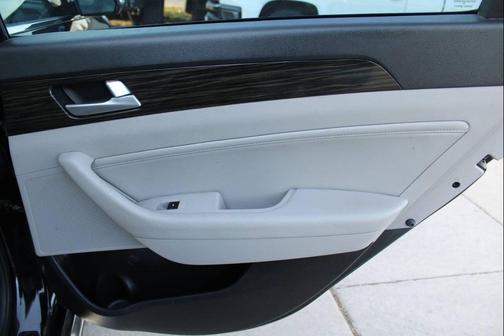 2017 Hyundai SONATA Limited