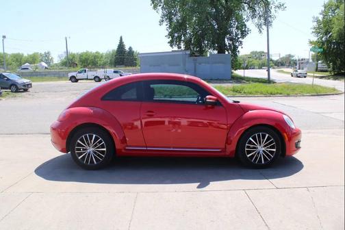 Tornado Red 2014 Volkswagen Beetle 2.5L