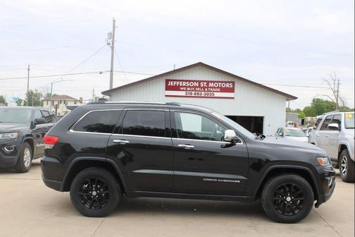 Brilliant Black Crystal Pearlcoat 2014 Jeep Grand Cherokee Limited