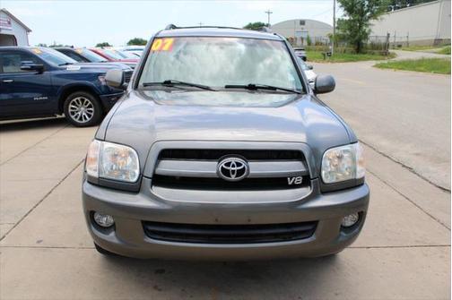2007 Toyota Sequoia SR5