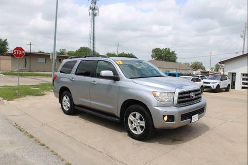Silver Sky Metallic 2017 Toyota Sequoia SR5