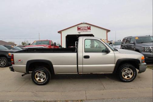 2004 GMC Sierra 1500 W/T