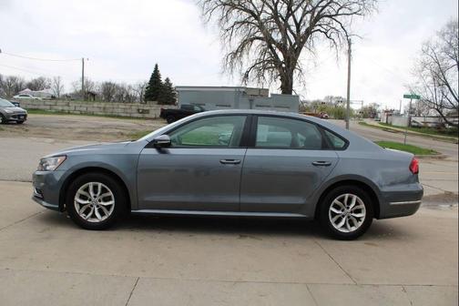 2018 Volkswagen Passat 2.0T S