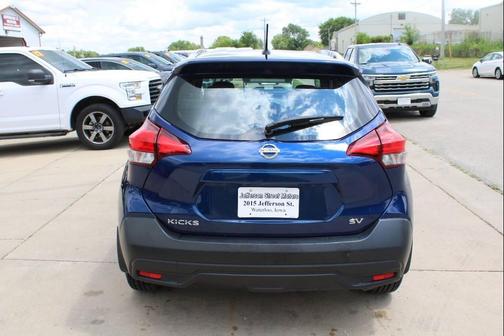 Deep Blue Pearl 2019 Nissan Kicks SV