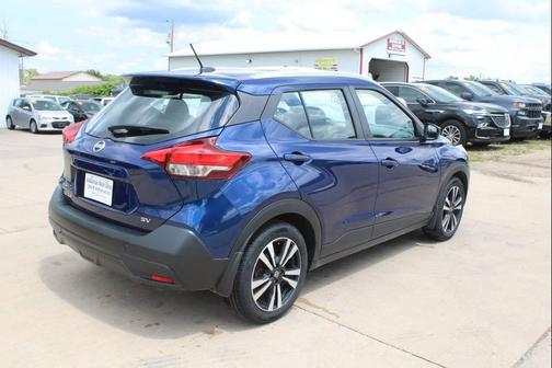 Deep Blue Pearl 2019 Nissan Kicks SV