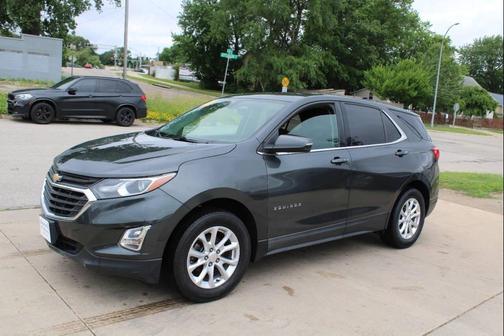 Gray 2018 Chevrolet Equinox LT