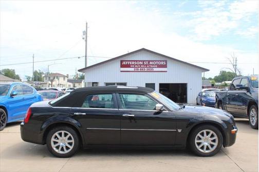 2007 Chrysler 300C Base