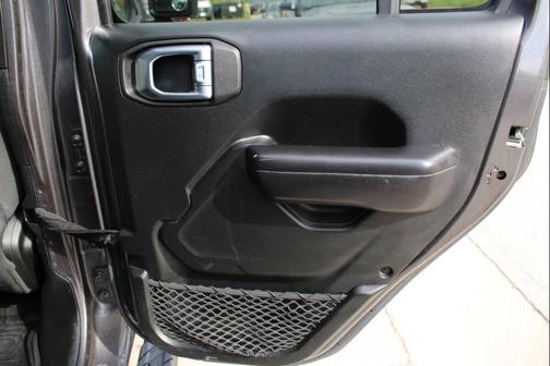 Granite Crystal Metallic Clearcoat 2018 Jeep Wrangler Unlimited Sport