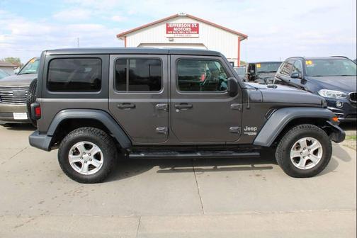 Granite Crystal Metallic Clearcoat 2018 Jeep Wrangler Unlimited Sport