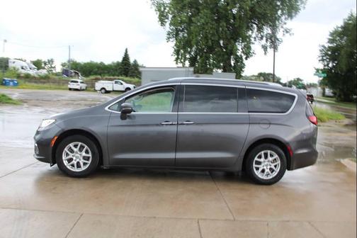 Gray 2021 Chrysler Pacifica Touring L