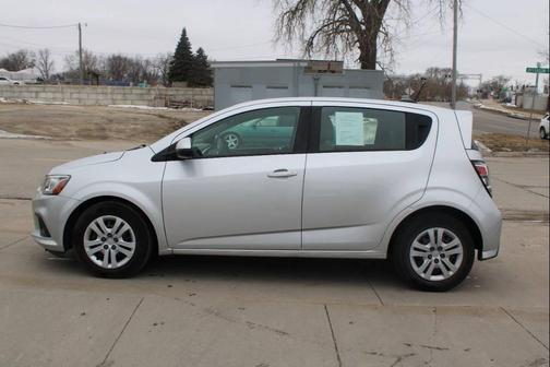 2020 Chevrolet Sonic FWD Hatchback 1FL 5-Door