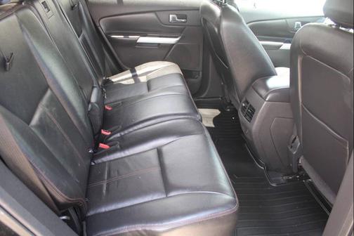 Tuxedo Black Metallic 2013 Ford Edge SEL