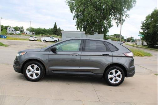 Magnetic Metallic 2018 Ford Edge SE
