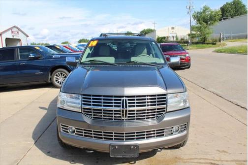 2014 Lincoln Navigator Base