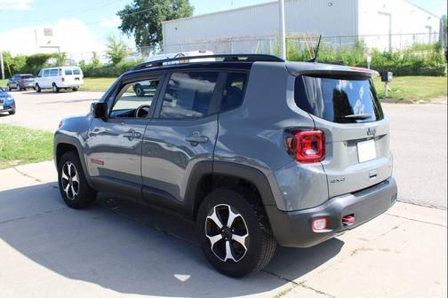 Sting-Gray Clearcoat 2021 Jeep Renegade Trailhawk