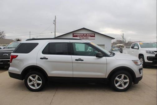 Ingot Silver Metallic 2018 Ford Explorer Base
