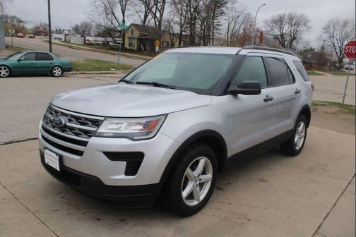 Ingot Silver Metallic 2018 Ford Explorer Base