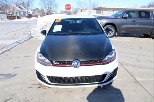 2017 Volkswagen Golf GTI 2.0T S 4-Door
