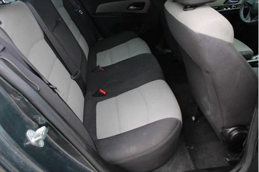 2013 Chevrolet Cruze LS