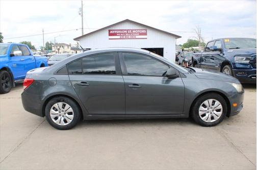2013 Chevrolet Cruze LS
