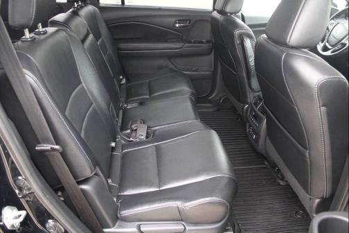 Black 2017 Honda Pilot Touring