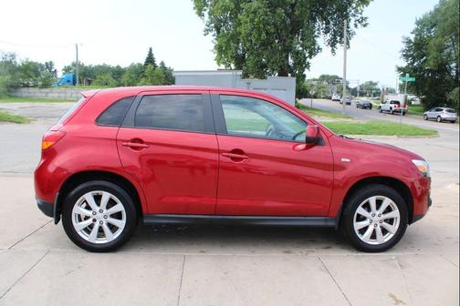 2013 Mitsubishi Outlander Sport ES