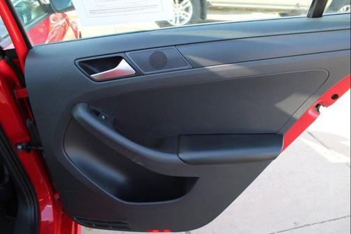 Tornado Red 2013 Volkswagen Jetta S