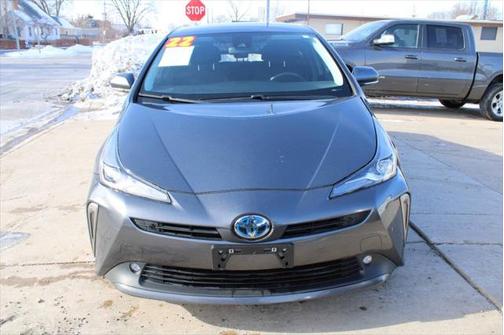 2022 Toyota Prius LE