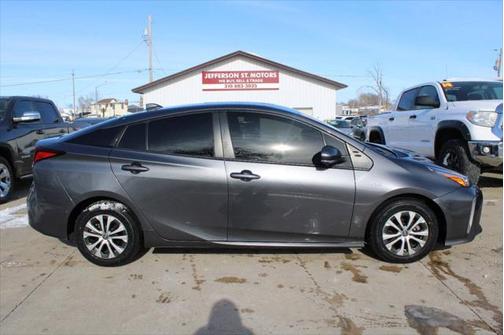 2022 Toyota Prius LE