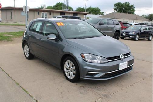 Platinum Gray Metallic 2021 Volkswagen Golf 1.4T TSI