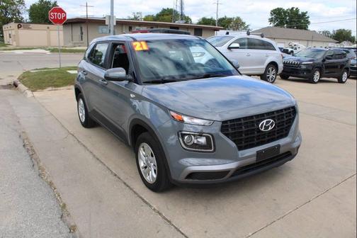 2021 Hyundai VENUE SE